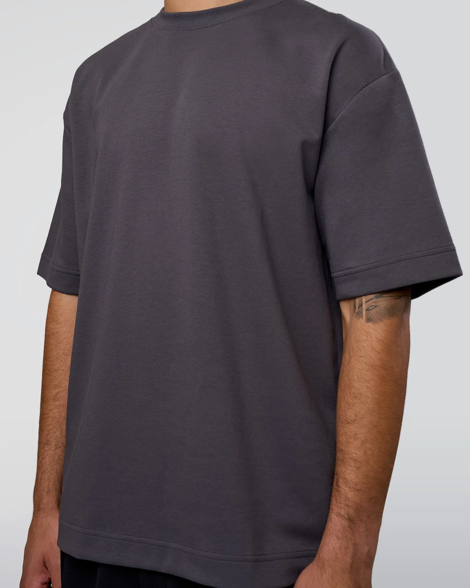 afterdark-zerocrease-oversized-PArQqWrQ-10.webp Fashion LSKD AfterDark ZeroCrease Oversized Tee Dark Storm