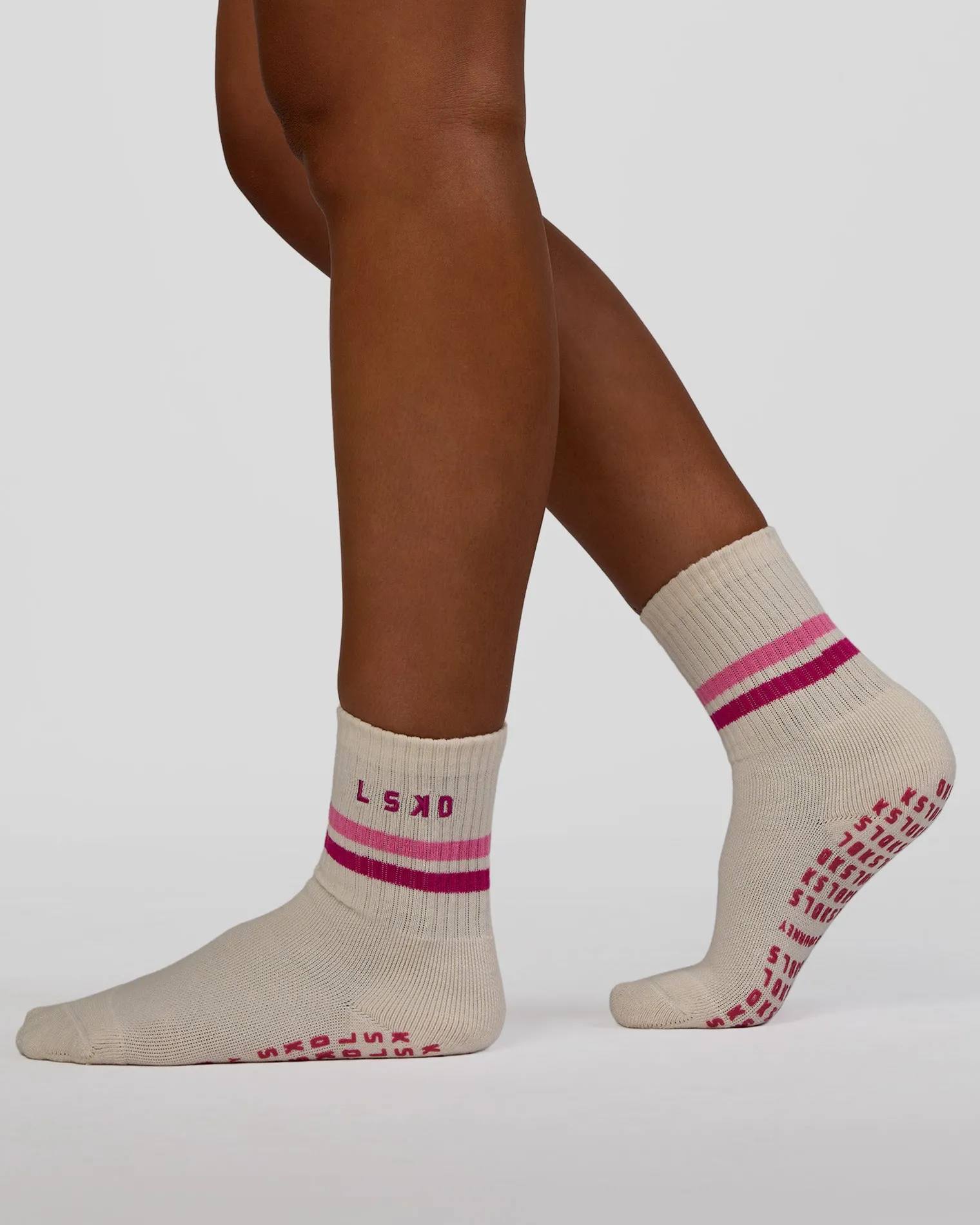 blooming-pilates-grip-socks-NQMgkZqm-1.webp New LSKD Blooming Pilates Grip Socks Off White Ultra Fuchsia