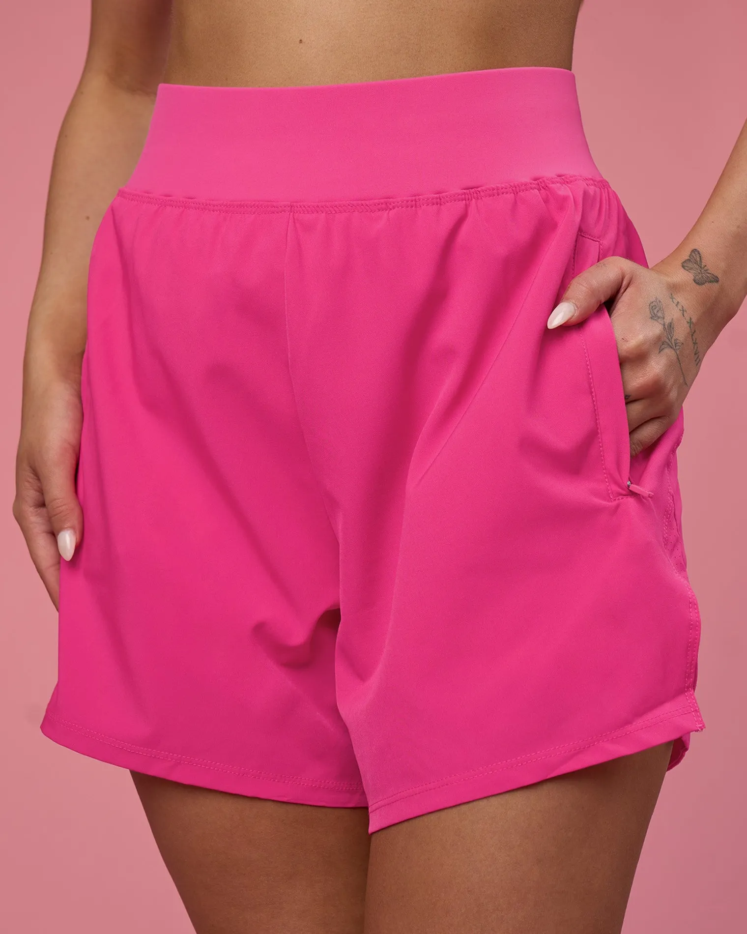 challenger-5quot-lined-perform-WkIvwJdS-6.webp New LSKD Challenger 5" Lined Performance Shorts Ultra Pink