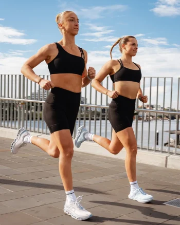 Discount LSKD Elite Run High-Rise 7" Short Pockets Black