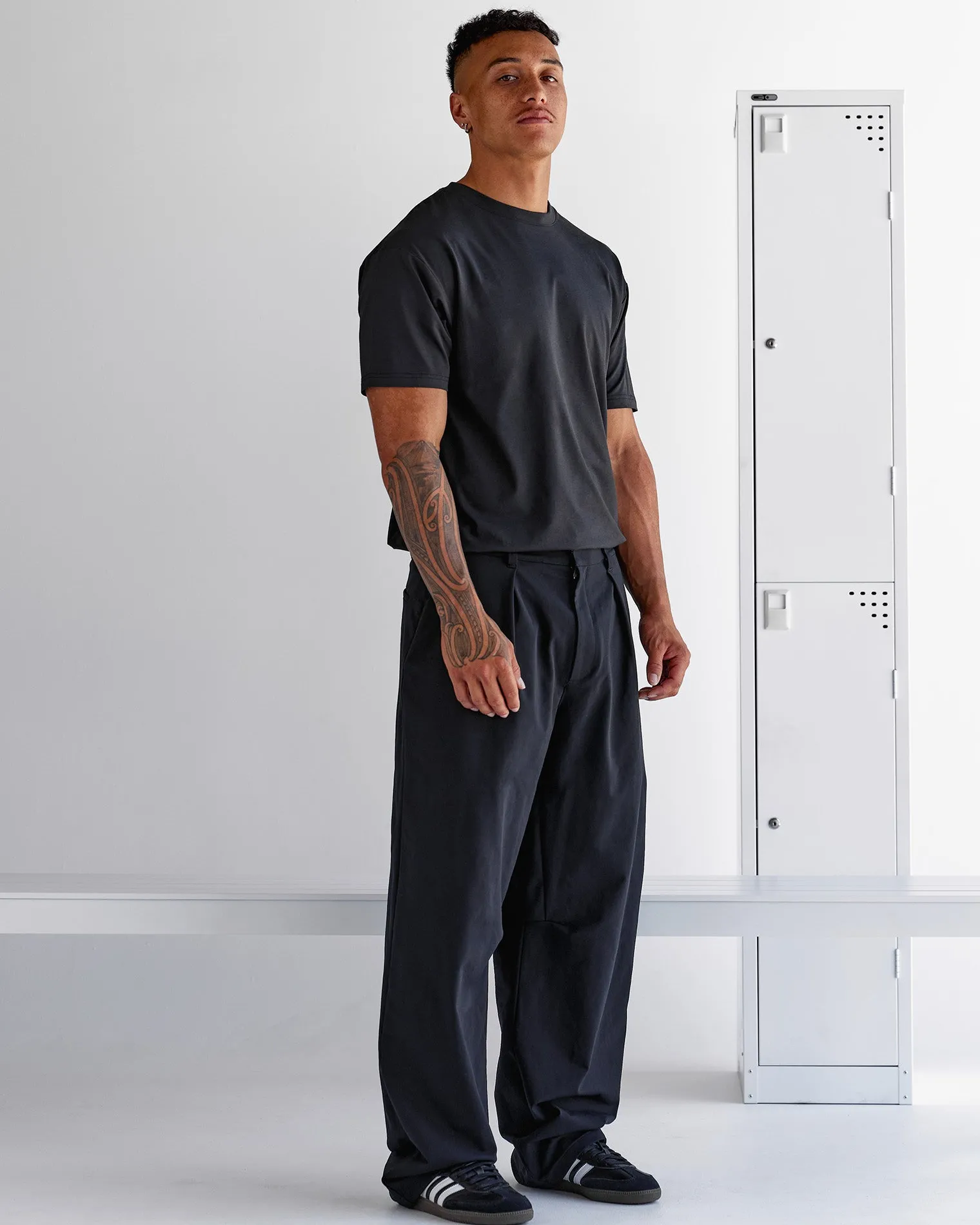 forever-effortlesstech-tee-dgnoihLr-5.webp Fashion LSKD Forever EffortlessTech Tee Black