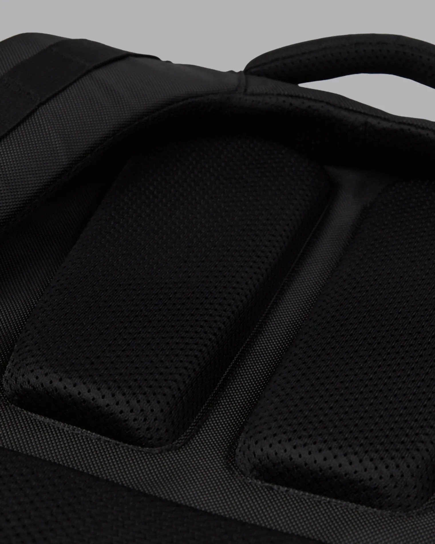 functional-training-backpack-3-bfEUzAzI-11.webp Sale LSKD Functional Training Backpack 35L Black