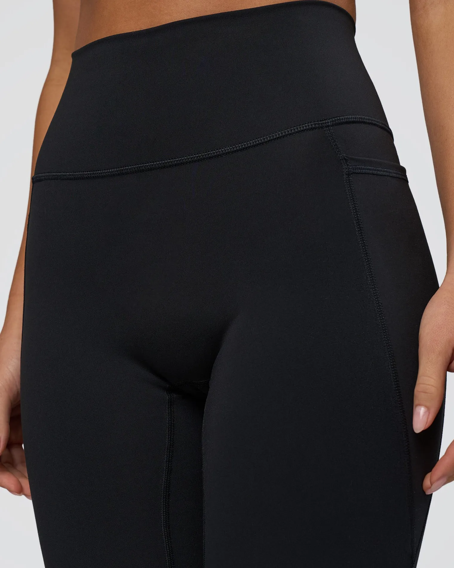 fusion-ultra-high-rise-34-legg-ITCdxcFY-7.webp Outlet LSKD Fusion Ultra High-Rise 3/4 Legging Pockets Black