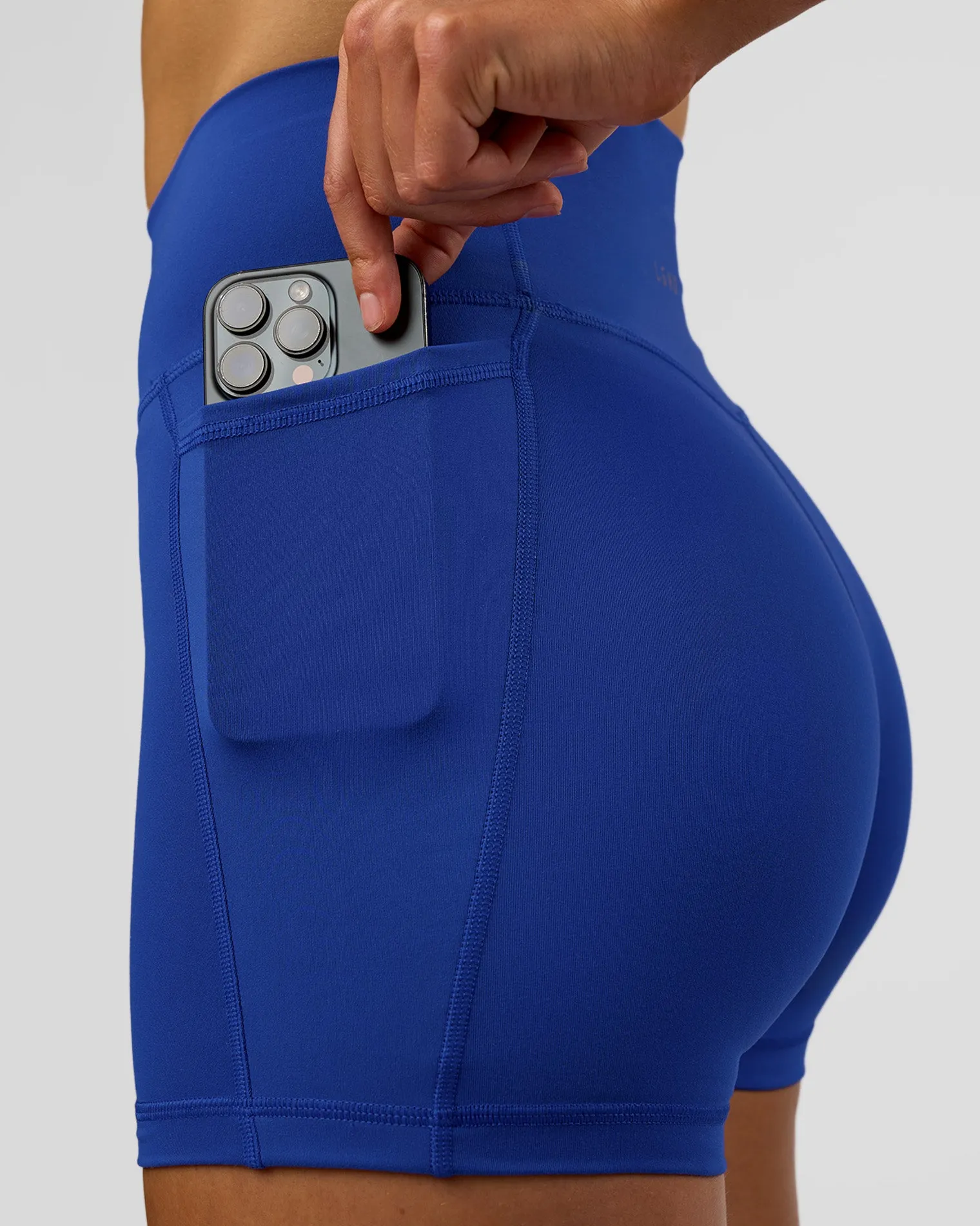 fusion-ultra-high-rise-4quot-s-QQjAAavG-1.webp Sale LSKD Fusion Ultra High-Rise 4" Short Pockets Electric Indigo