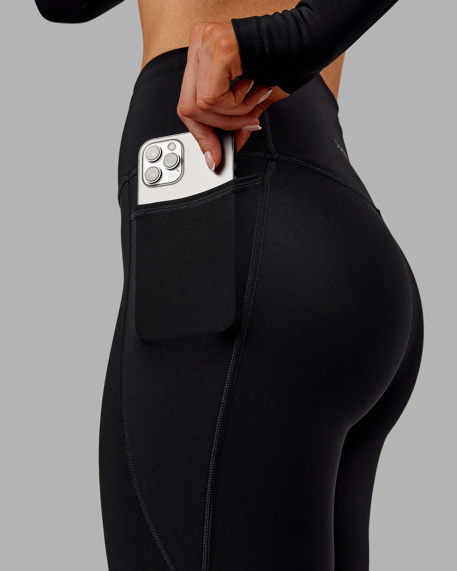 fusion-ultra-high-rise-78-ther-cUaoZXJM-2.webp Discount LSKD Fusion Ultra High-Rise 7/8 Thermal Legging Pockets Black