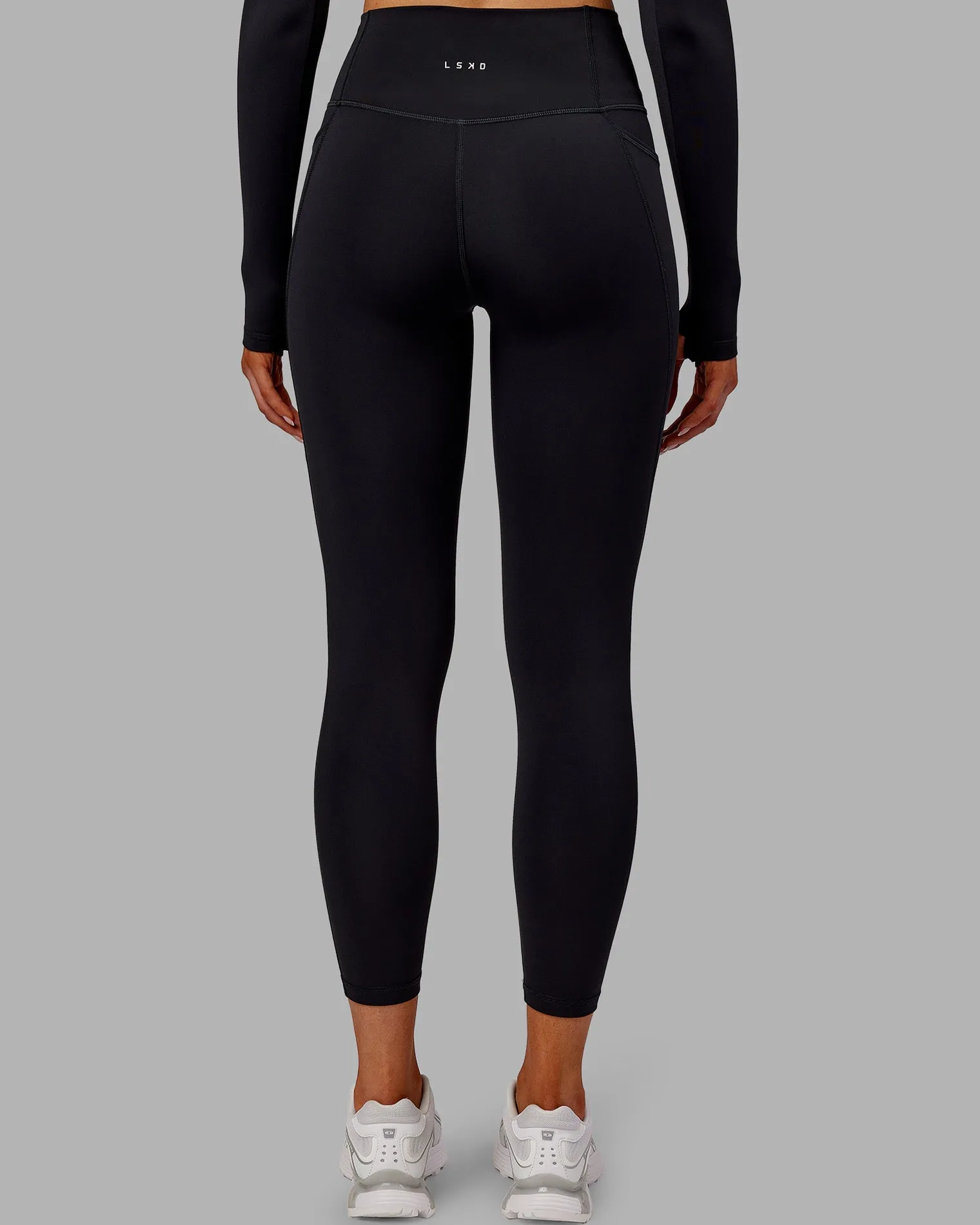 fusion-ultra-high-rise-78-ther-cUaoZXJM-3.webp Discount LSKD Fusion Ultra High-Rise 7/8 Thermal Legging Pockets Black