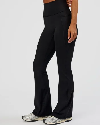 Fashion LSKD Fusion Ultra High-Rise Flared Petite Legging Pockets Black