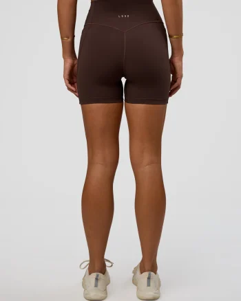 New LSKD Fusion V-Contour Ultra High-Rise 4” Short Pockets Hot Chocolate