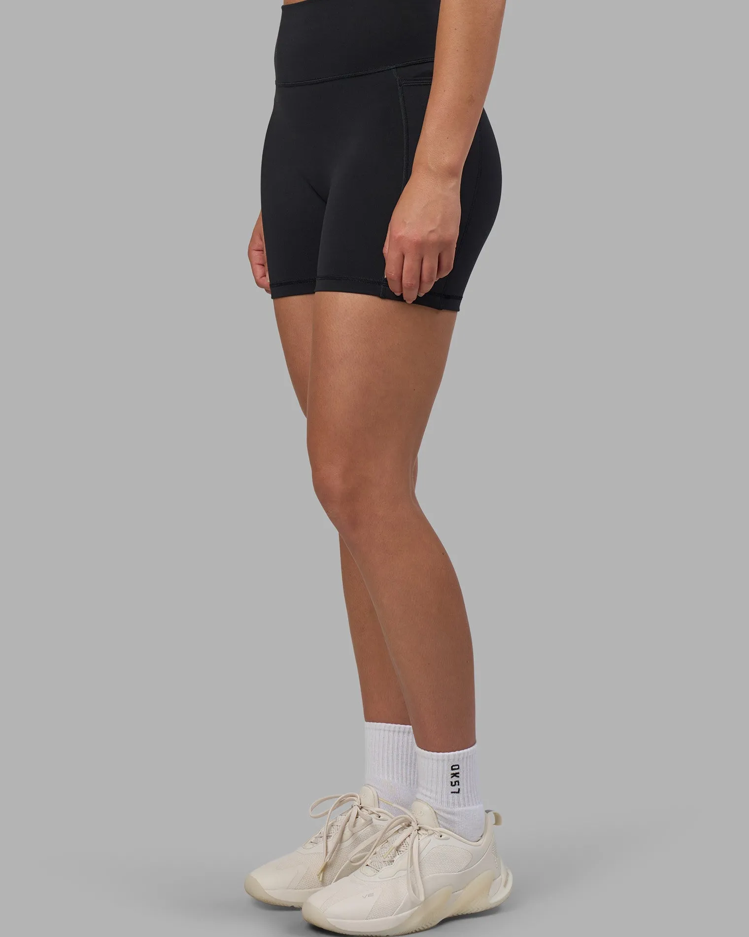 fusion-v-contour-ultra-high-ri-jEBCzzlL-8.webp Sale LSKD Fusion V-Contour Ultra High-Rise 4” Short Pockets Black