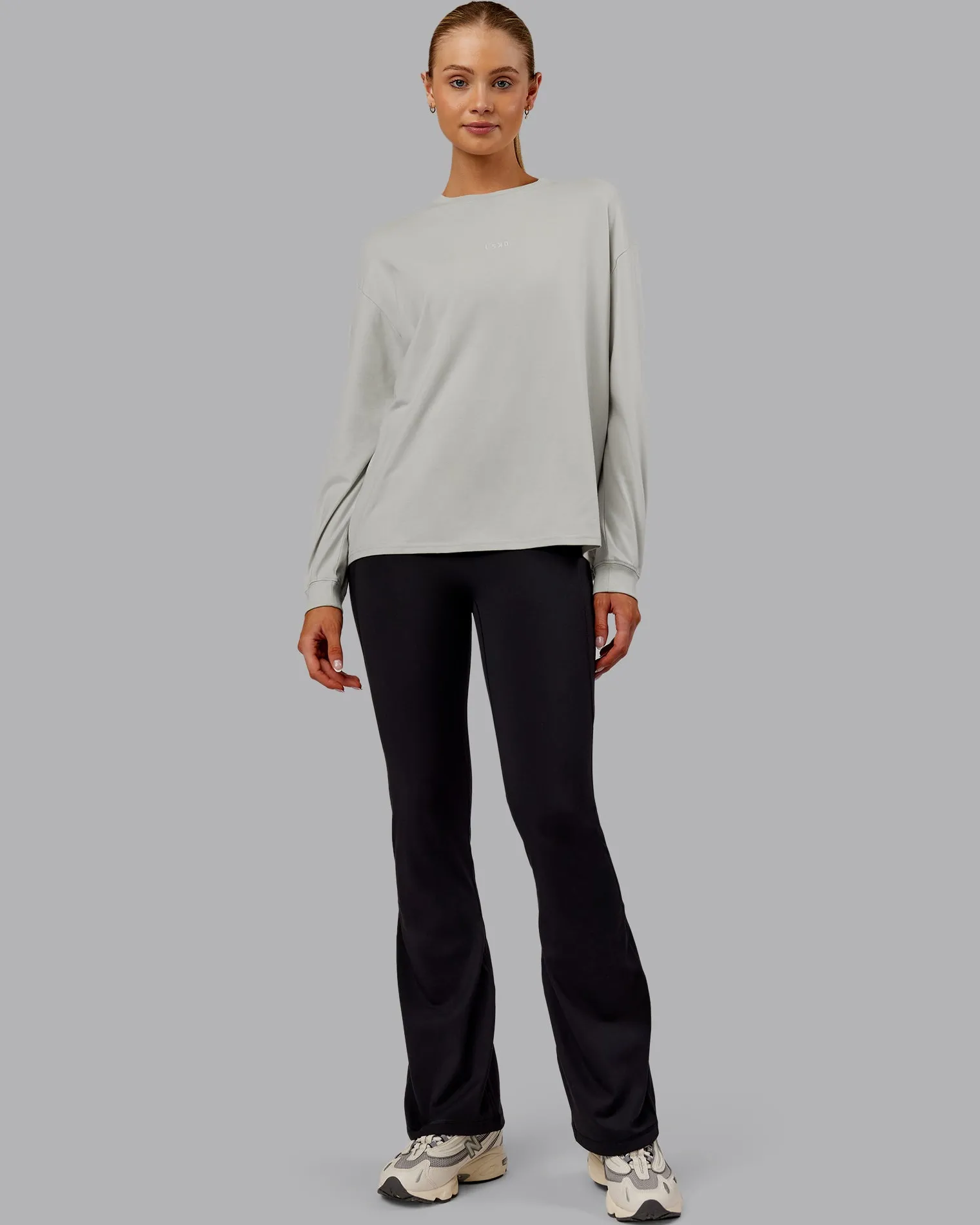 go-to-long-sleeve-flxcotton-ov-nYXRvdKi-0.webp Fashion LSKD Go-To Long Sleeve FLXCotton Oversized Tee Digital Mist White