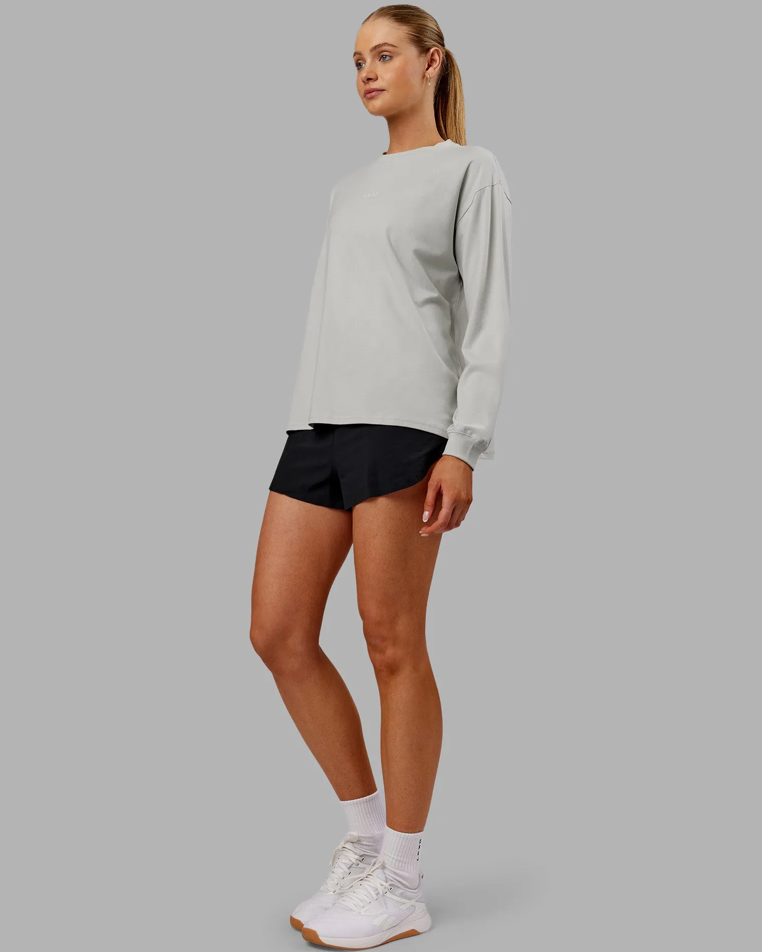 go-to-long-sleeve-flxcotton-ov-nYXRvdKi-2.webp Fashion LSKD Go-To Long Sleeve FLXCotton Oversized Tee Digital Mist White