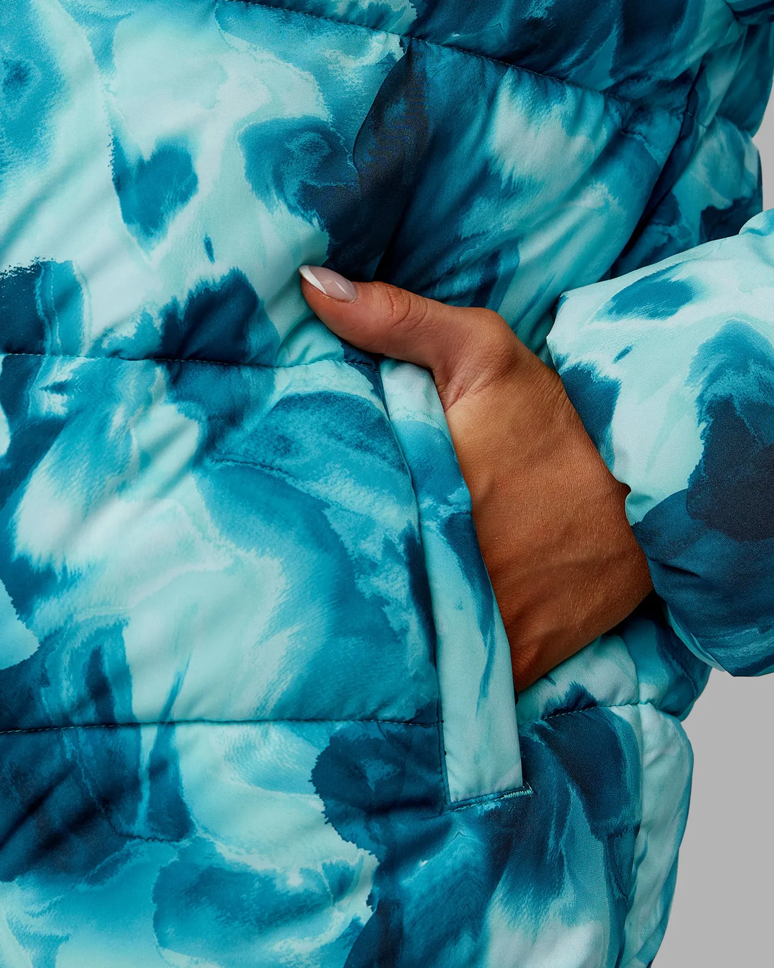 go-to-puffer-jacket-RSgBFMDe-4.webp New LSKD Go-To Puffer Jacket Dazed Print