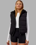 go-to-puffer-vest-svbESMKh-0.webp
