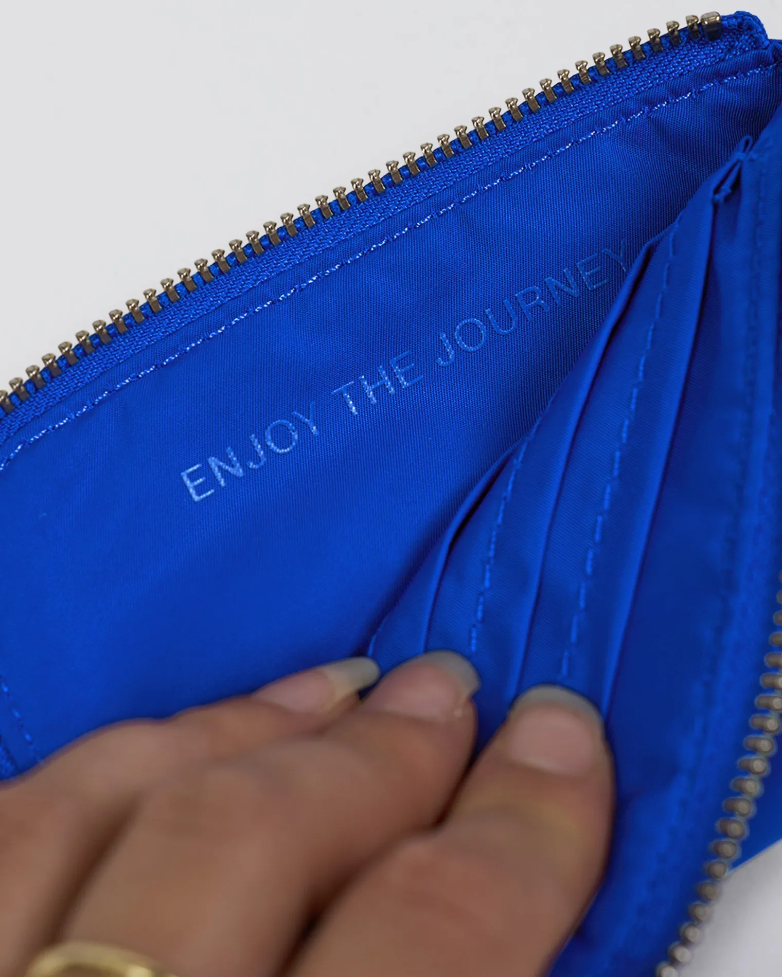 go-to-wristlet-pouch-AaBzHGiR-1.webp Clearance LSKD Go-To Wristlet Pouch Electric Indigo