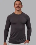 mens-aeroflx-seamless-long-sle-OBNdwEJz-0.webp