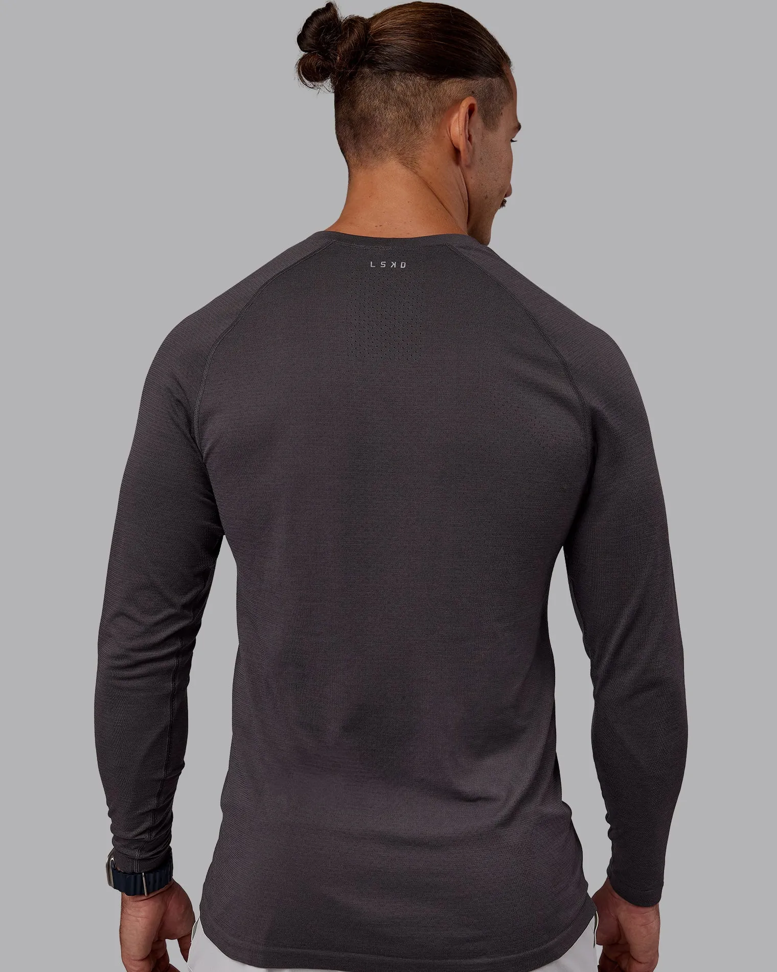 mens-aeroflx-seamless-long-sle-OBNdwEJz-2.webp Best LSKD Mens AeroFLX+ Seamless Long Sleeve Tee Dark Storm/Dark Storm