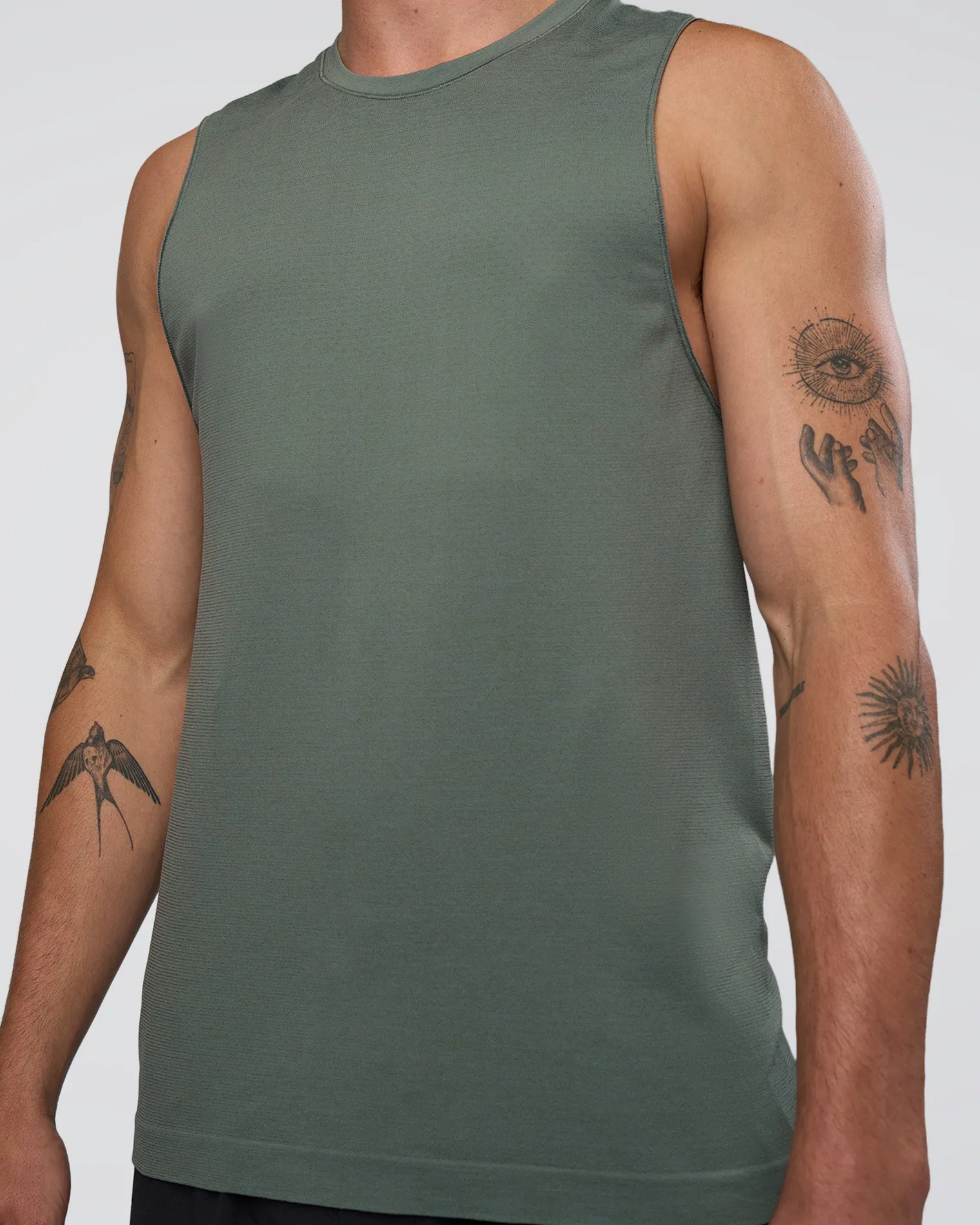 mens-aeroflx-seamless-muscle-t-NMPOIJoF-4.webp Outlet LSKD Mens AeroFLX+ Seamless Muscle Tank Graphite/Graphite