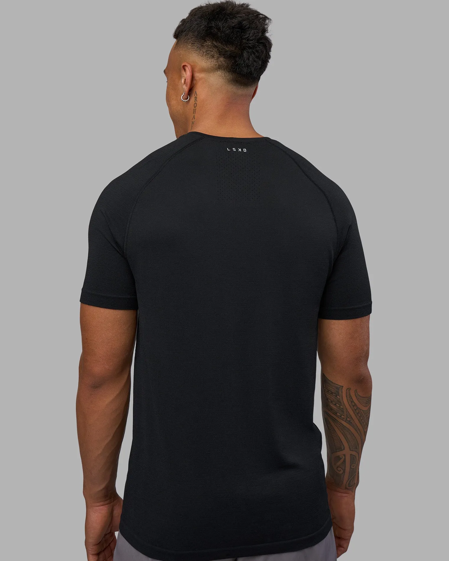 mens-aeroflx-seamless-tee-xfnhXpVU-3.webp Clearance LSKD Mens AeroFLX+ Seamless Tee Black Marl