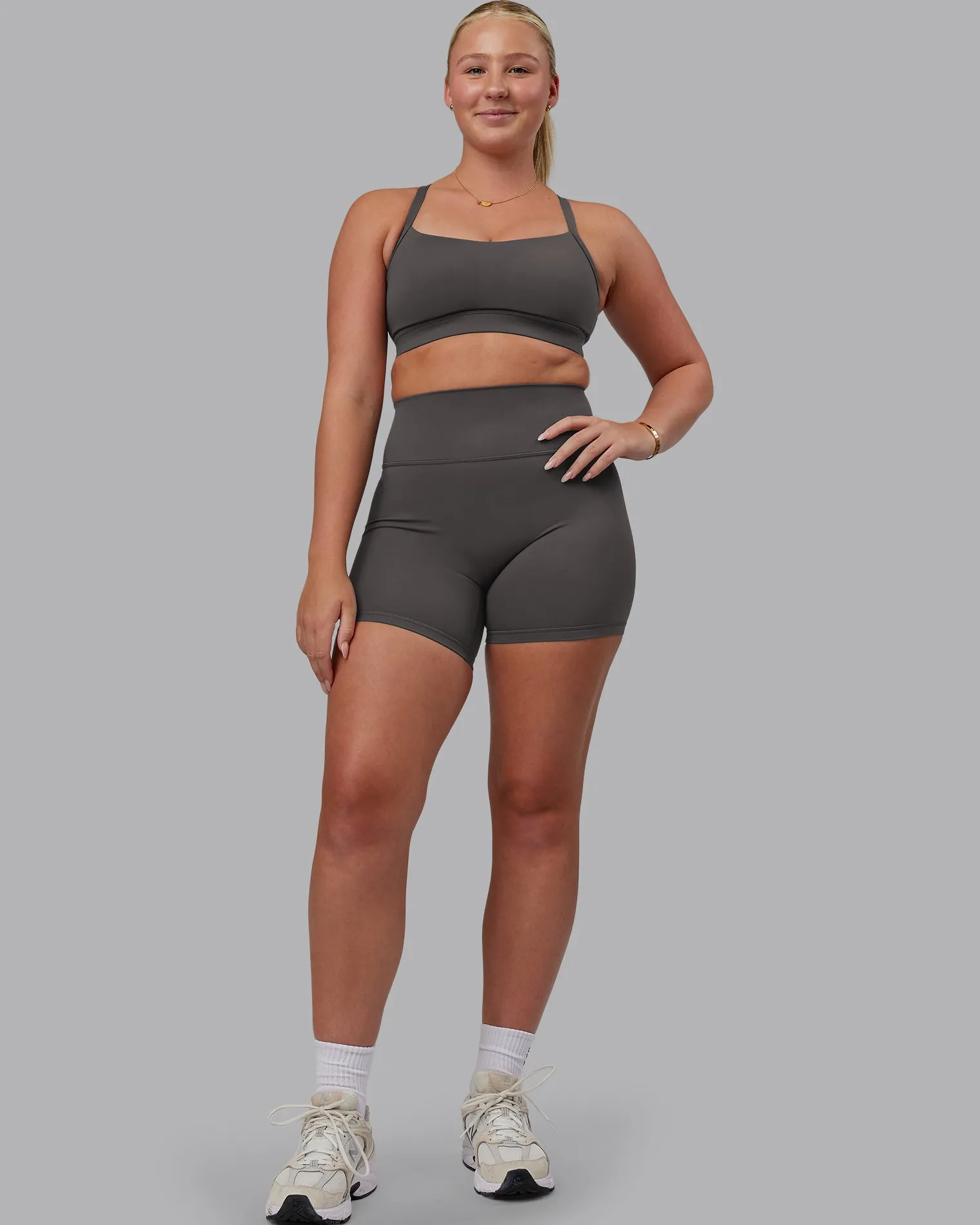 momentum-sports-bra-ddde-ohHWxPnk-4.webp Sale LSKD Momentum Sports Bra (D/DD/E) Dark Storm