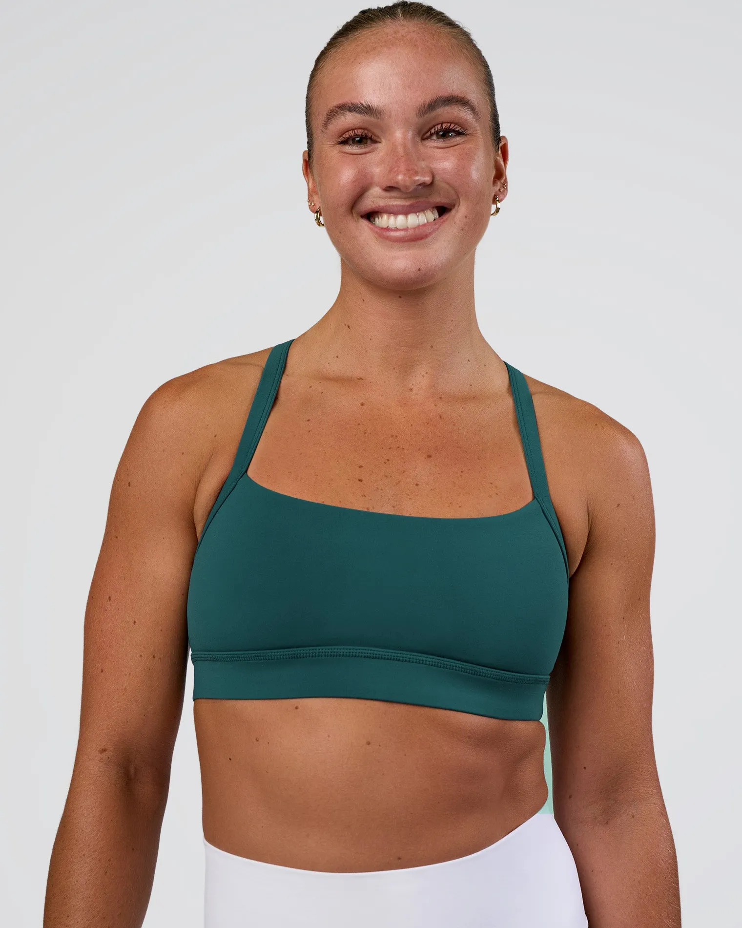 momentum-sports-bra-ofwsktEJ-3.webp New LSKD Momentum Sports Bra Transformative Teal