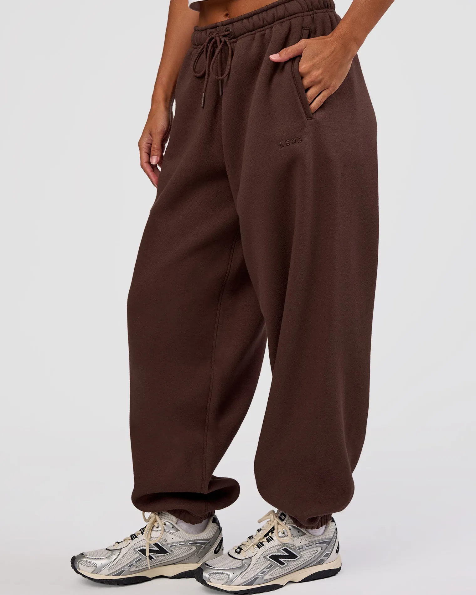 mvp-oversized-slouchy-fit-trac-atrrIimQ-0.webp Hot LSKD MVP Oversized Slouchy Fit Track Pant Hot Chocolate