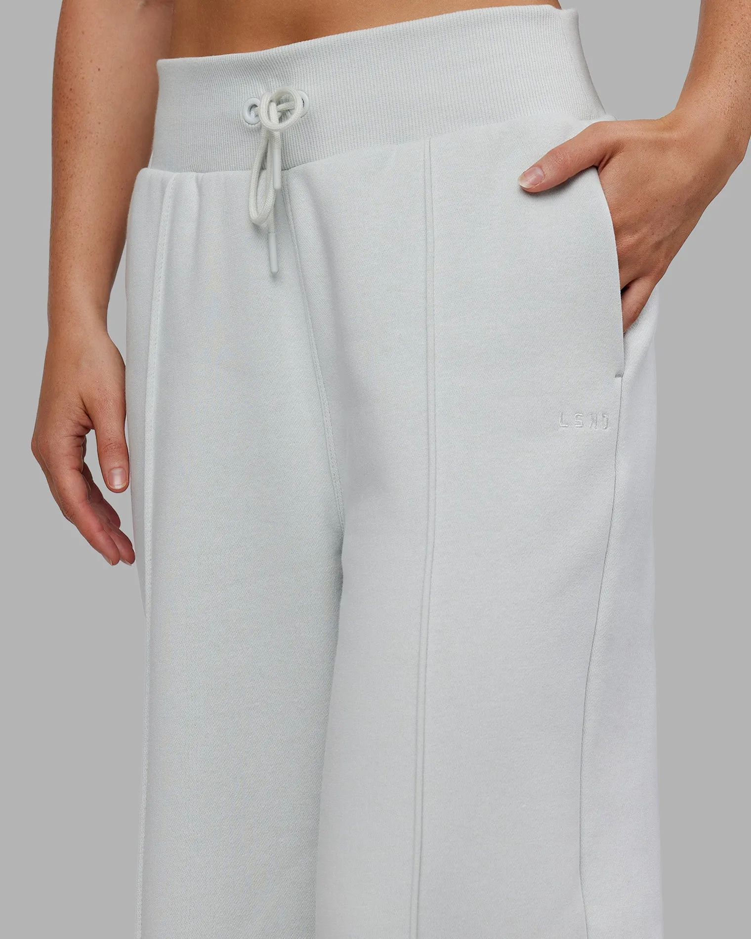 mvp-wide-leg-track-pant-tVZmRhEe-5.webp Discount LSKD MVP Wide Leg Track Pant Digital Mist