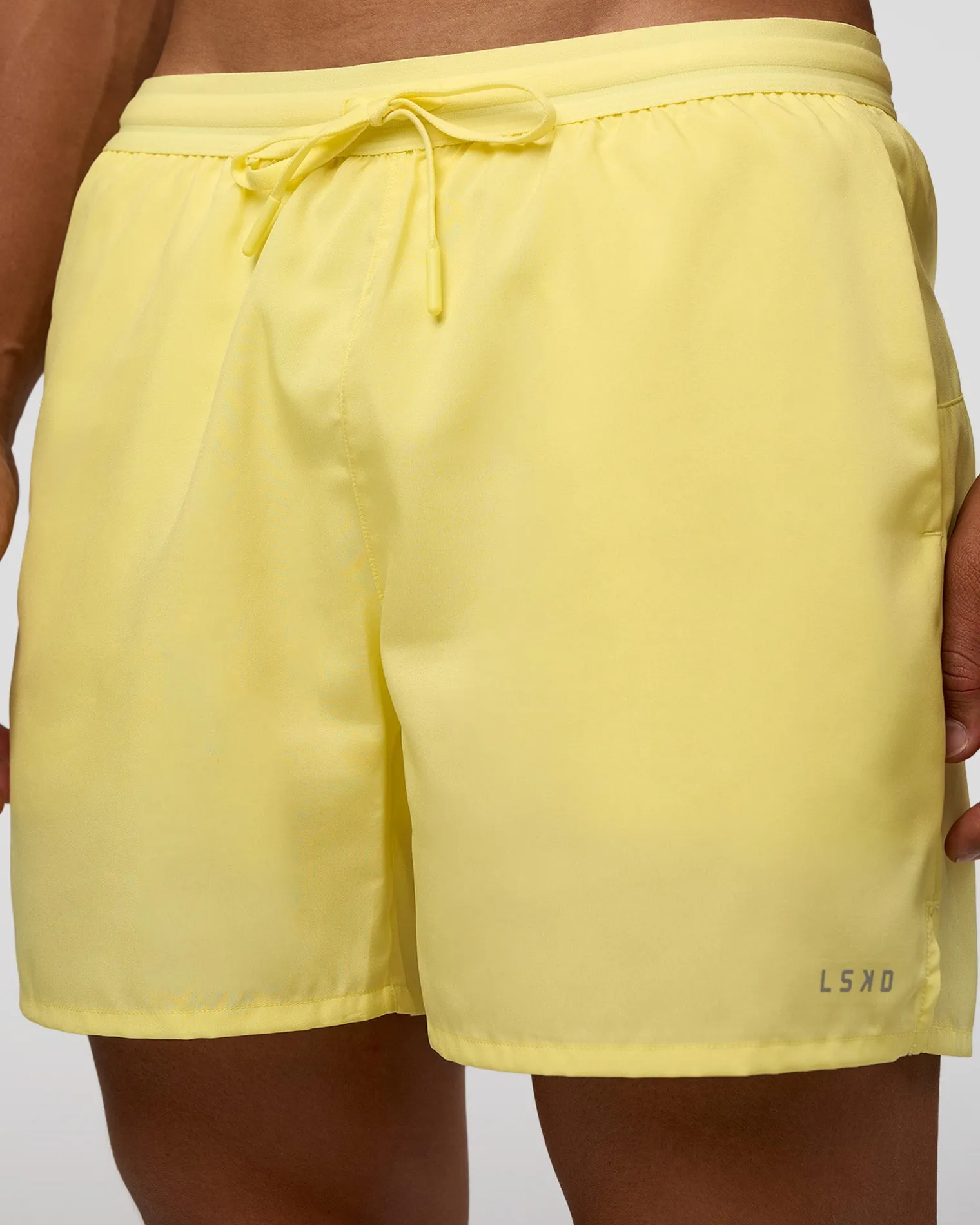 pace-5quot-lined-performance-s-AOxOzmxl-5.webp Clearance LSKD Pace 5" Lined Performance Shorts Yellow Fizz