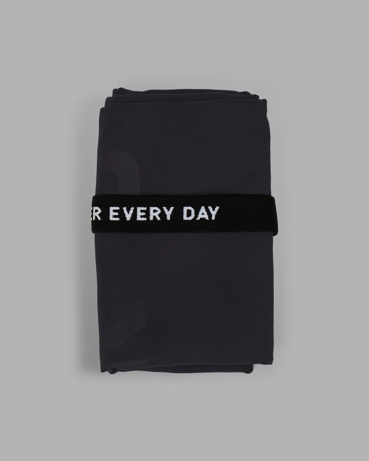 perform-microfibre-lightweight-yxMwYDZU-1.webp Discount LSKD Perform Microfibre Lightweight Towel Small Black