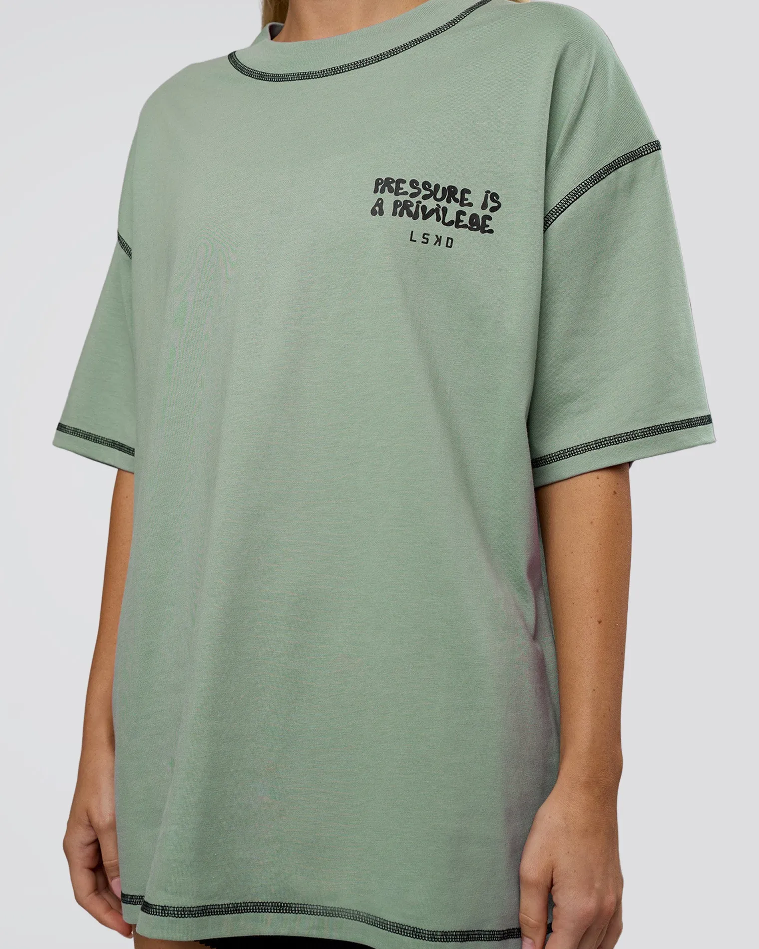 pressure-is-privilege-oversize-FsHPqael-10.webp Outlet LSKD Pressure Is Privilege Oversized Tee Iceberg Green Black