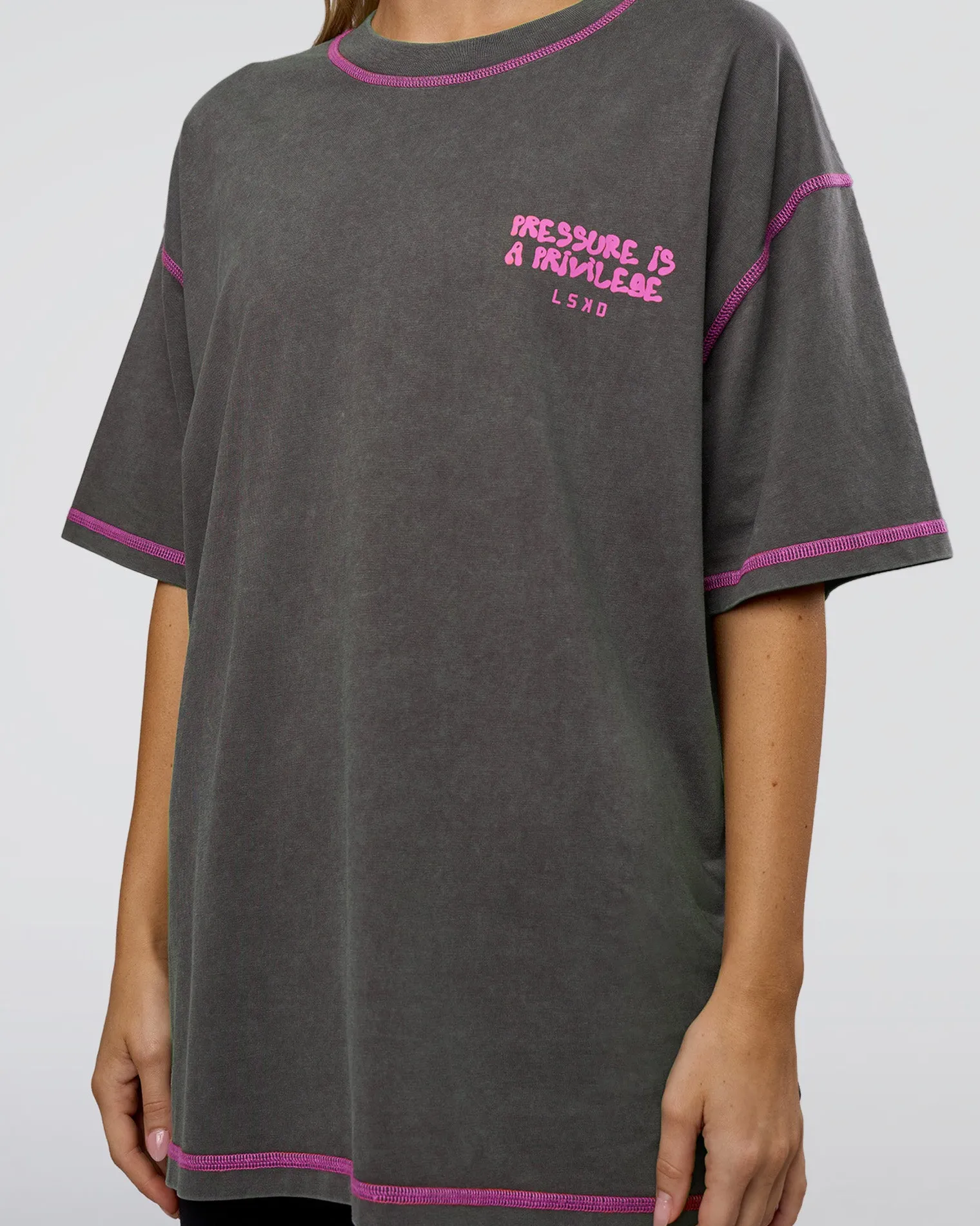pressure-is-privilege-oversize-QbLeYZQT-10.webp New LSKD Pressure Is Privilege Oversized Tee Dark Storm Washed Ultra Fuchsia