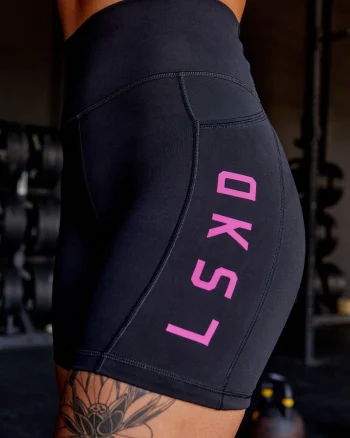 Fashion LSKD Rep Ultra High-Rise 6" Short Pockets Black Ultra Fuchsia