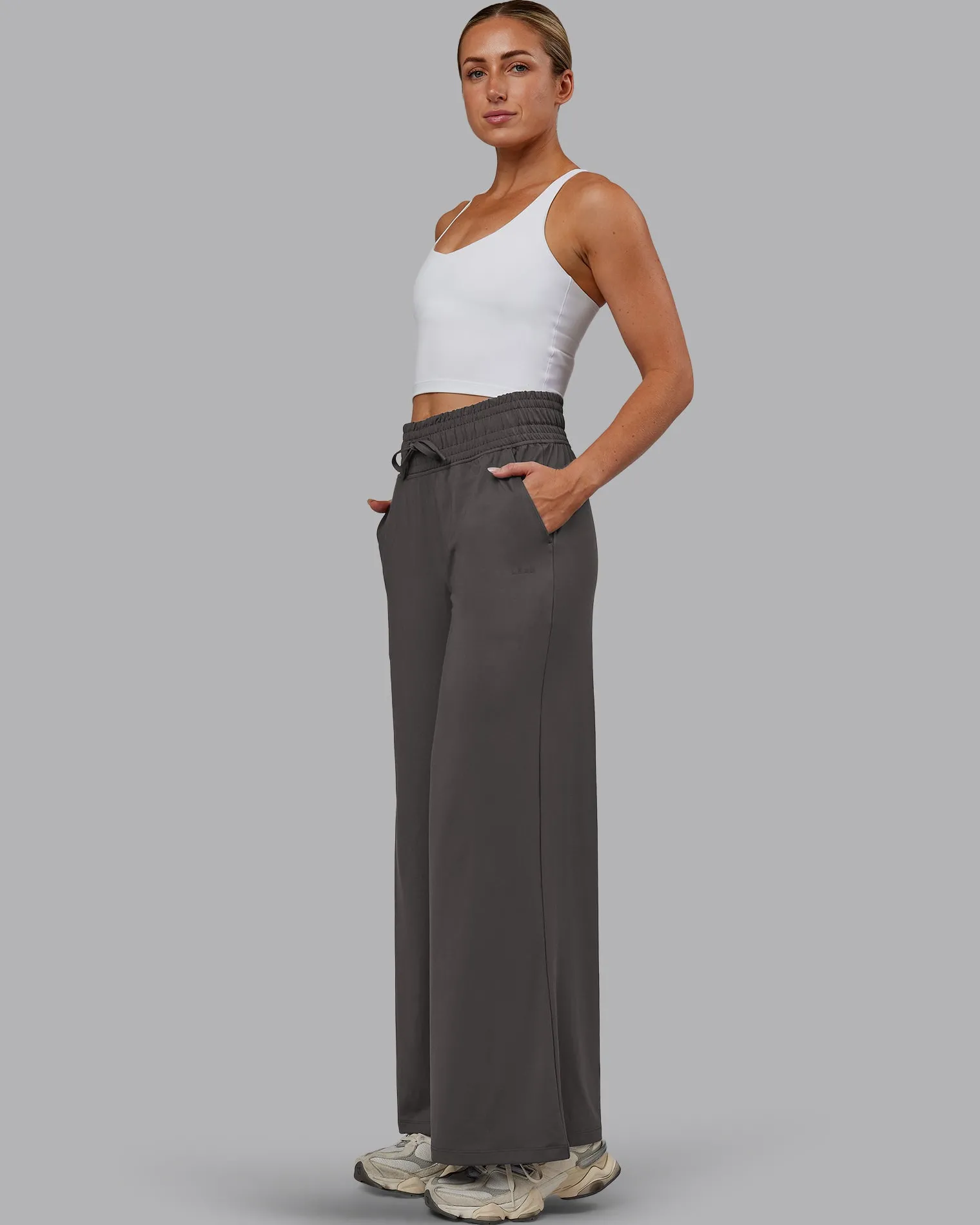 restore-cloudflx-wide-leg-pant-mmFYEiKV-4.webp Hot LSKD Restore CloudFLX Wide Leg Pant Dark Storm
