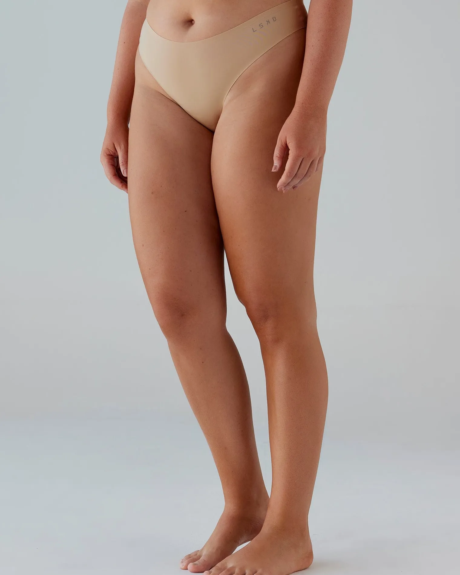 seamless-g-string-3-pack-tFfYQQZS-3.webp Fashion LSKD Seamless G-String 3 Pack Off White