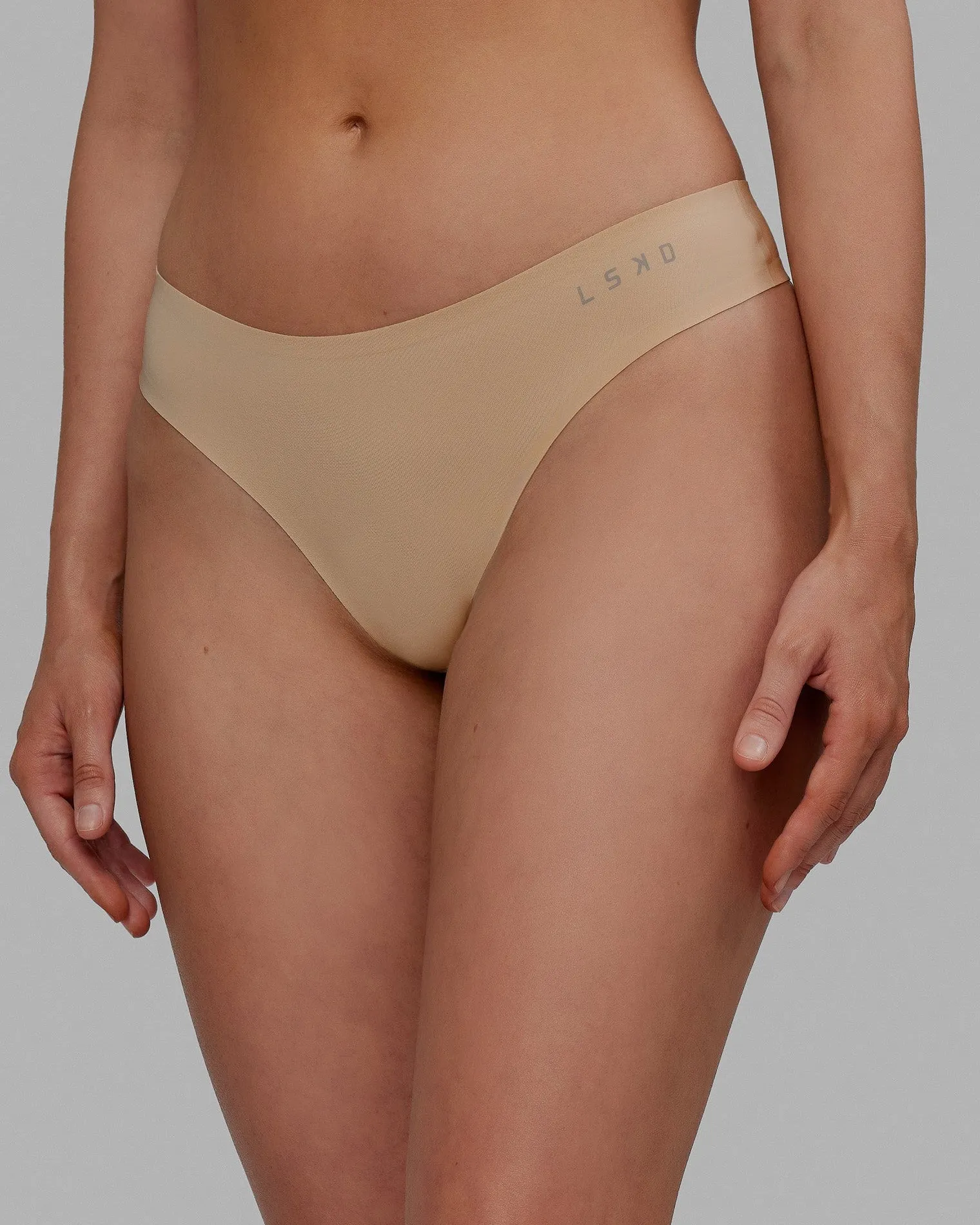 seamless-g-string-3-pack-tFfYQQZS-4.webp Fashion LSKD Seamless G-String 3 Pack Off White