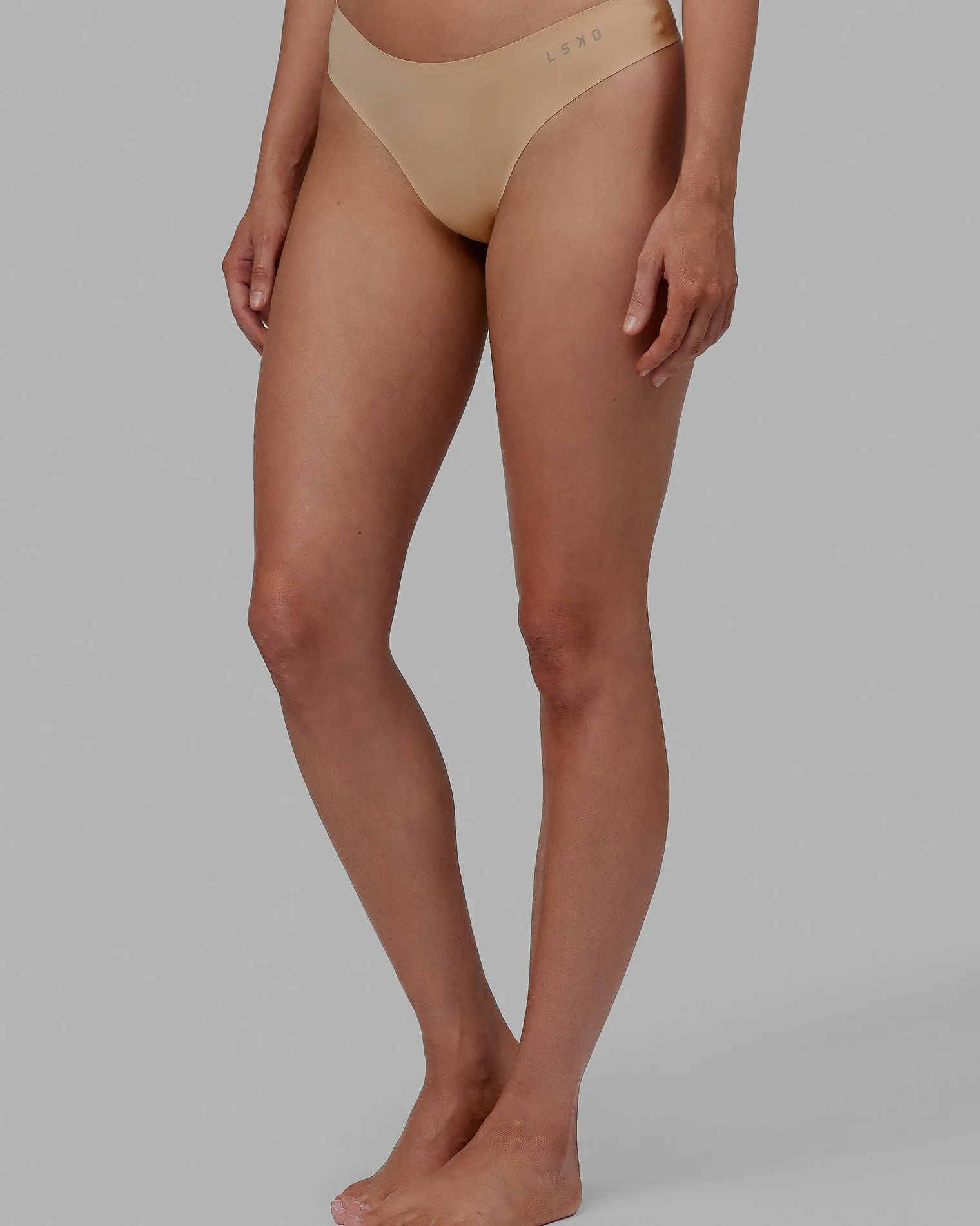 seamless-g-string-3-pack-tFfYQQZS-6.webp Fashion LSKD Seamless G-String 3 Pack Off White