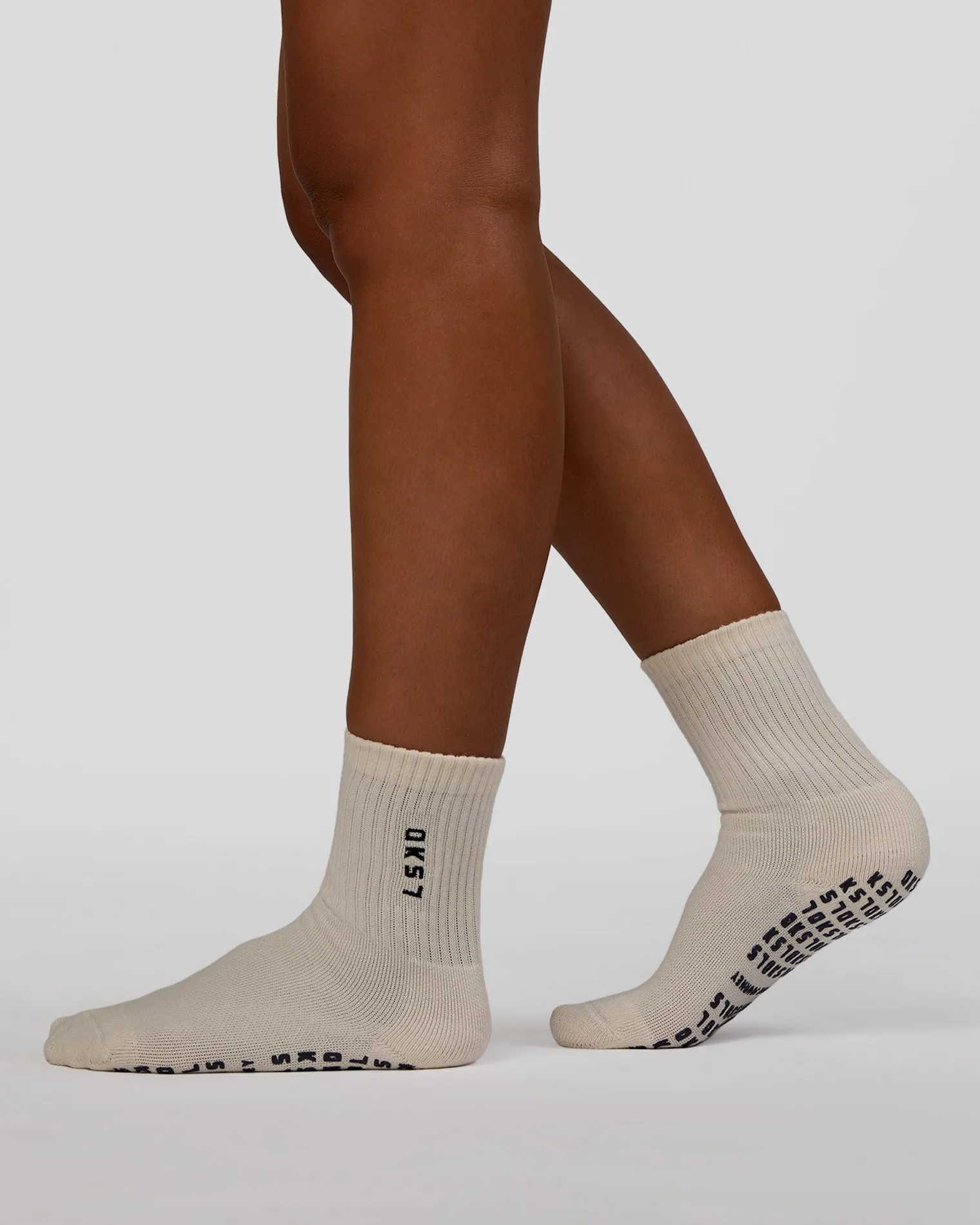 signal-pilates-crew-grip-socks-VPFLhHiM-0.webp Clearance LSKD Signal Pilates Crew Grip Socks 2.0 Off White Future Navy