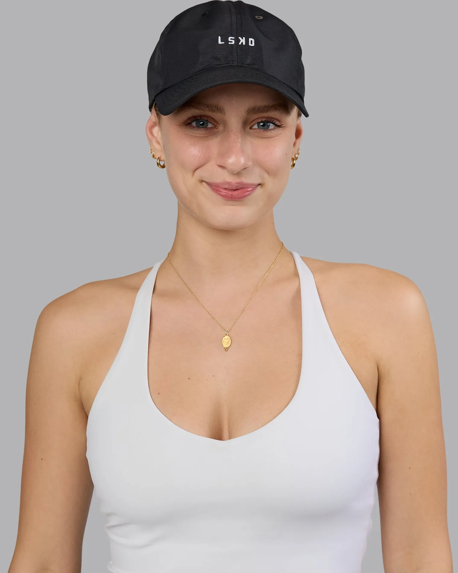 train-cap-hKJIJjiz-1.webp Discount LSKD Train Cap Black White