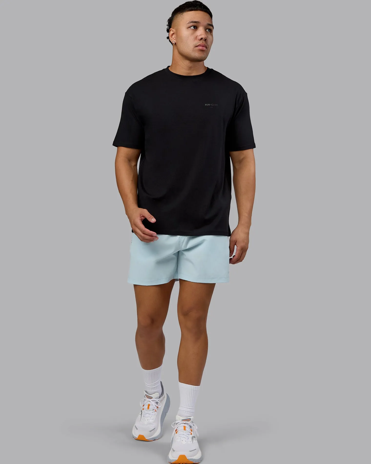 unisex-run-club-flxcotton-tee-vLjVxhOq-1.webp Best LSKD Unisex RUN CLUB FLXCotton Tee Oversize Black Reflective