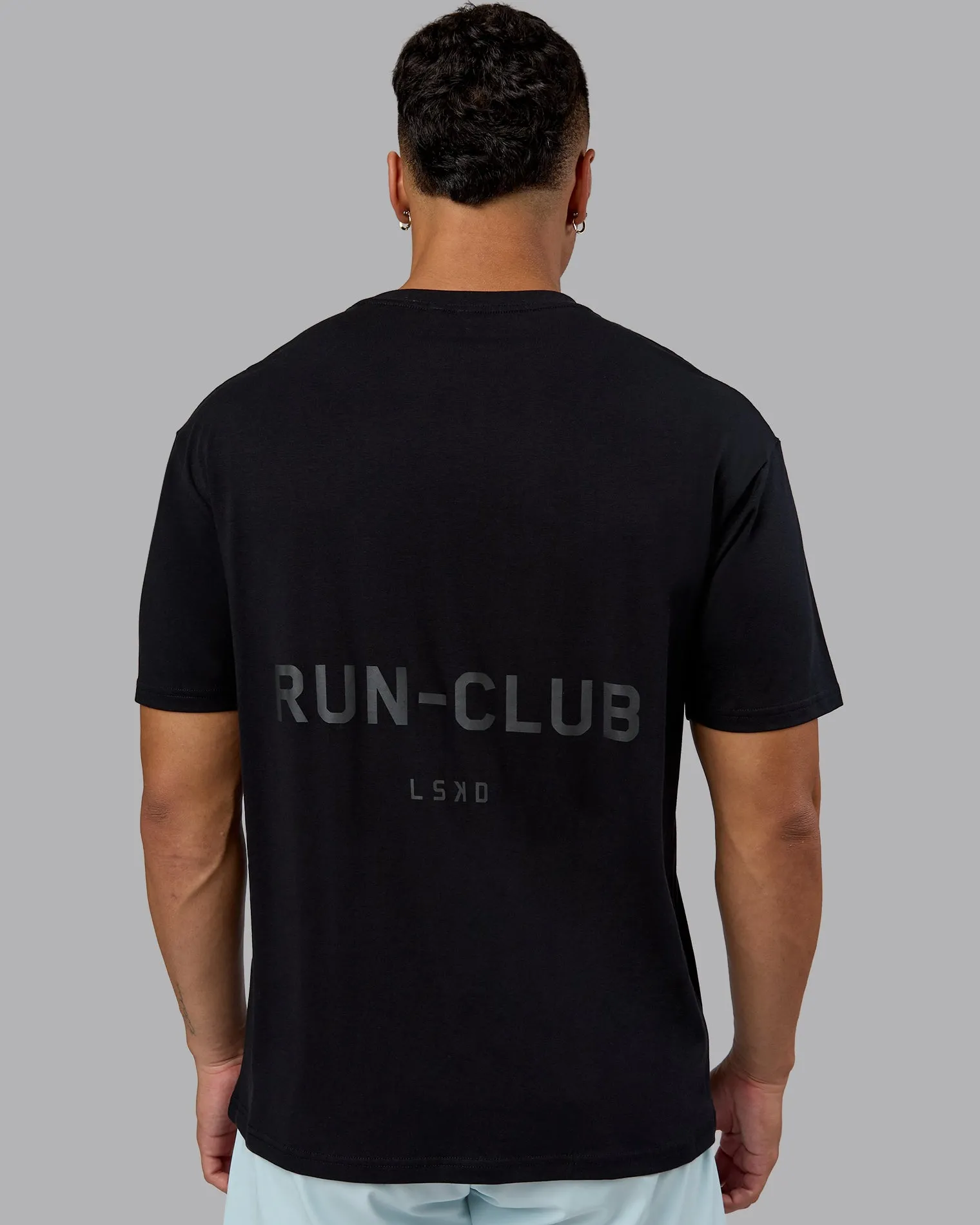 unisex-run-club-flxcotton-tee-vLjVxhOq-2.webp Best LSKD Unisex RUN CLUB FLXCotton Tee Oversize Black Reflective