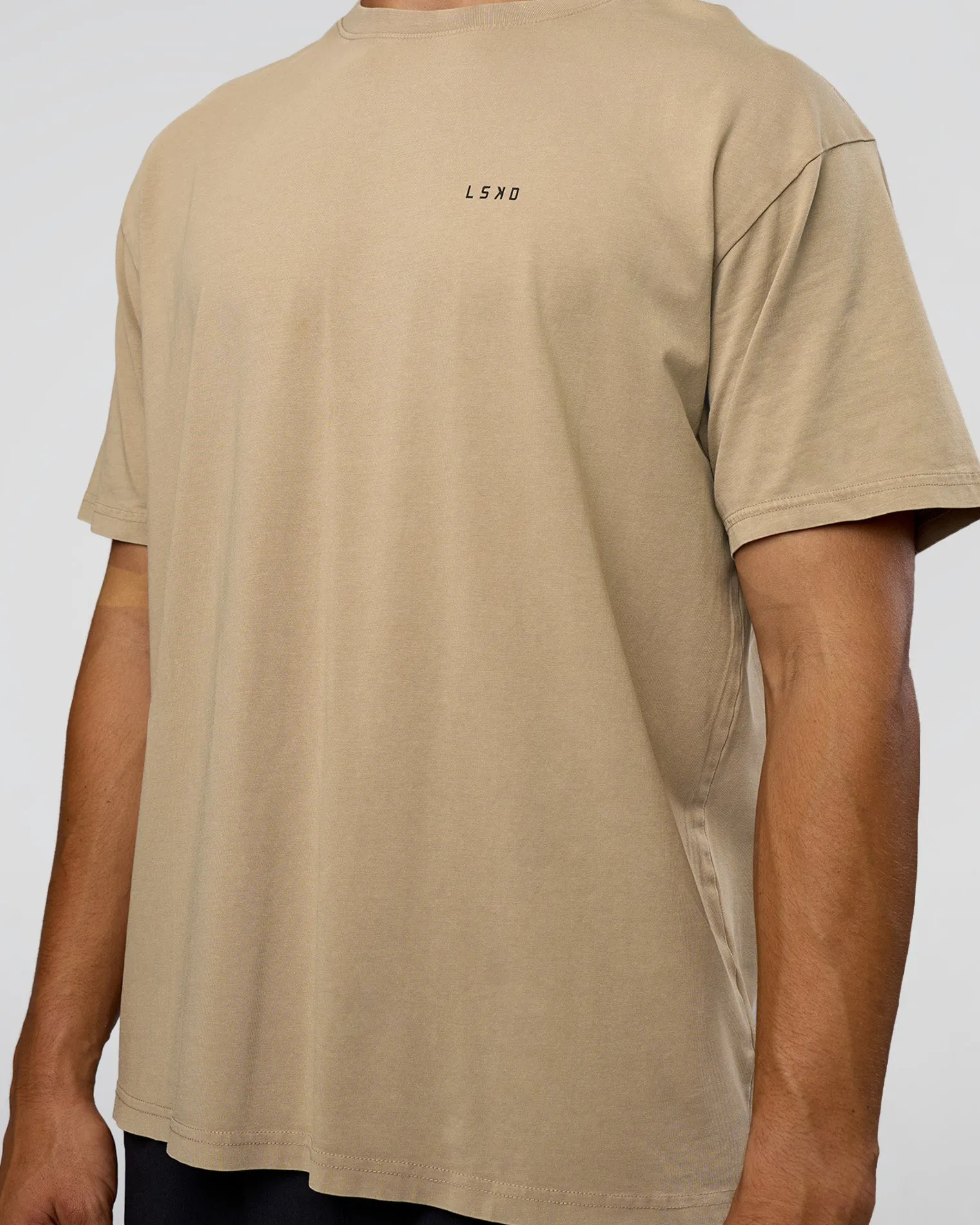 we-love-this-flxcotton-oversiz-eNwGRgRR-3.webp Hot LSKD We Love This FLXCotton Oversized Tee Greige Washed Black