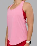 womens-aeroflx-drop-armhole-se-yUVCwNef-0.webp