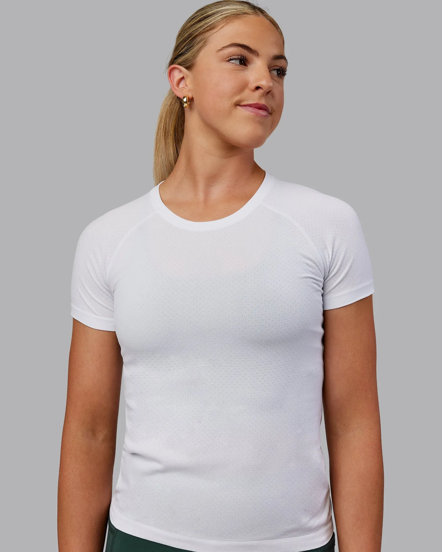 womens-aeroflx-seamless-tee-eSFxyebb-0.webp Clearance LSKD Womens AeroFLX+ Seamless Tee White/White