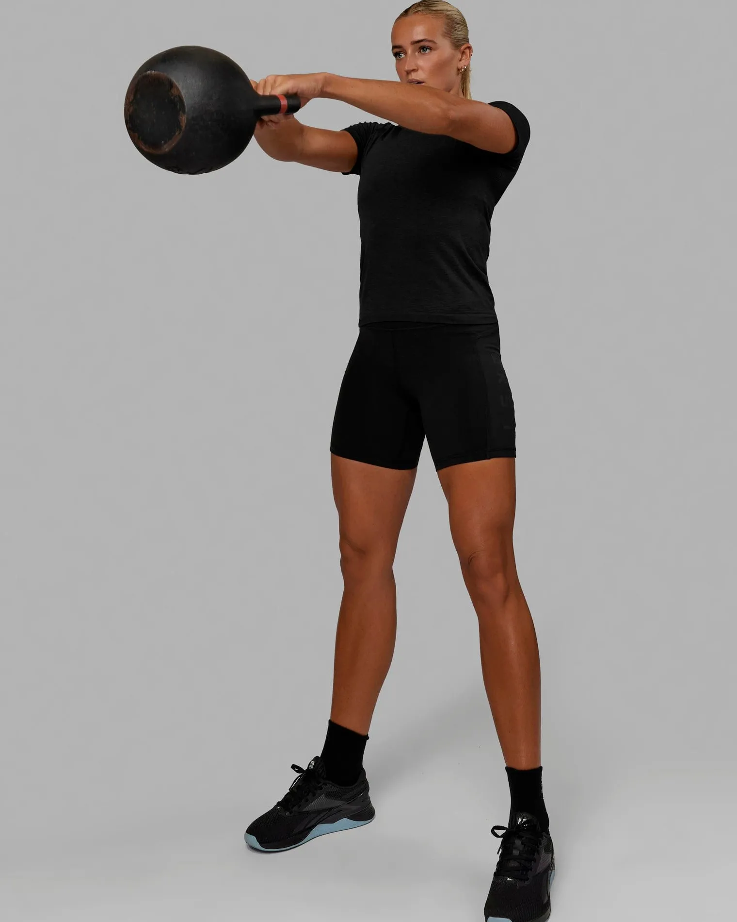 womens-aeroflx-seamless-tee-lwqtgZdj-6.webp Fashion LSKD Womens AeroFLX+ Seamless Tee Black Marl