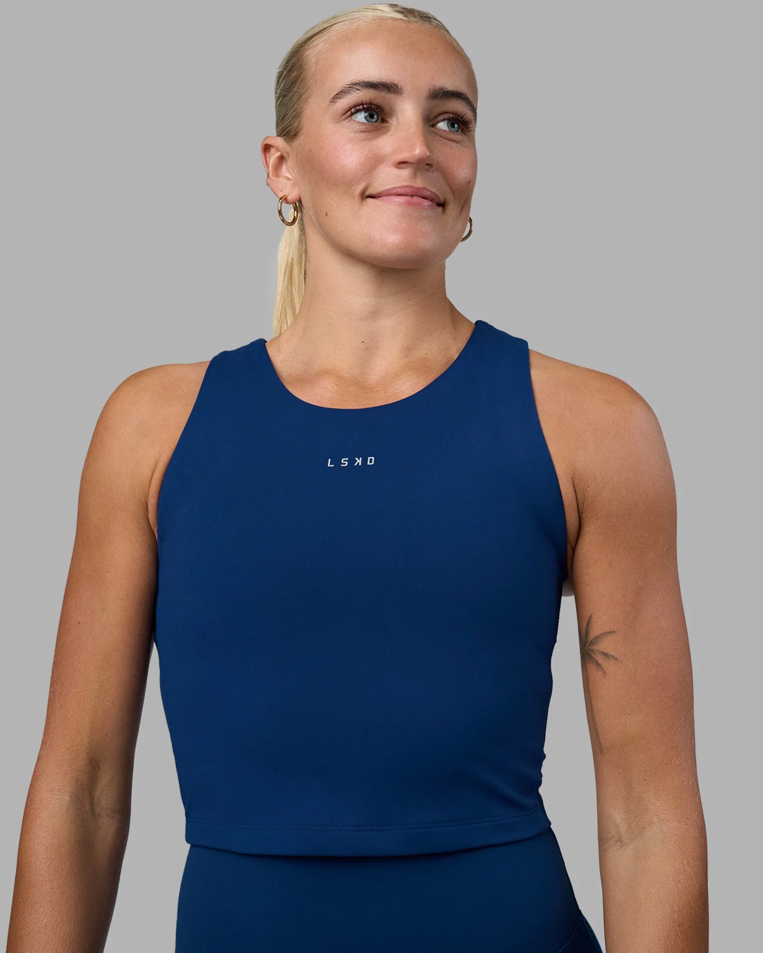 womens-base-tank-gQBrMwRv-0.webp Clearance LSKD Womens Base Tank Midnight Blue